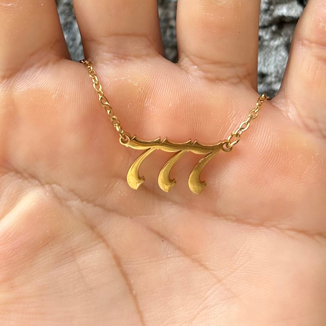 NÚMEROS MÁGICOS Collar