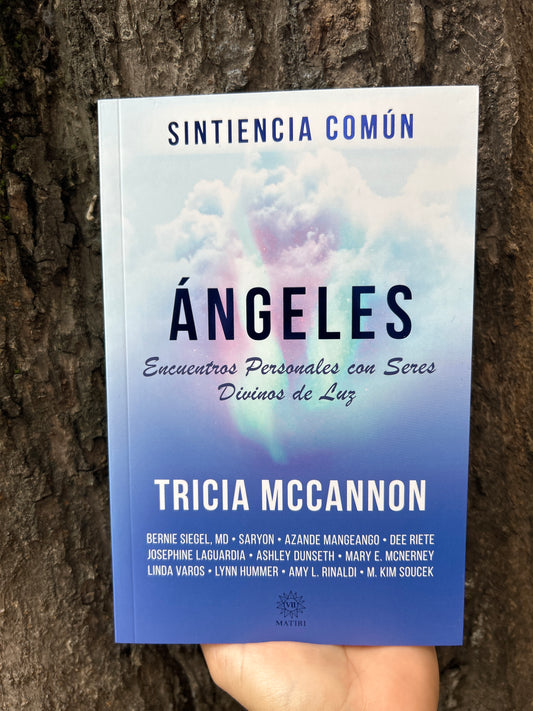 ÁNGELES Tricia McCannon